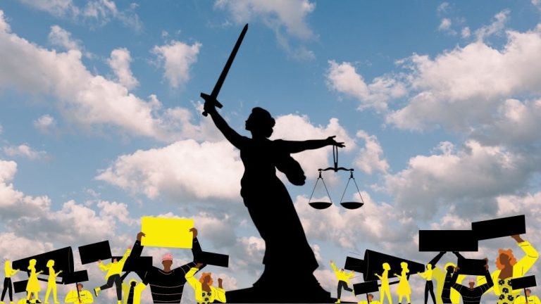 Para que una ciudad o un país sea justo es necesario, en primer lugar, determinar qué es la justicia. Este es el objetivo de «La república» de Platón. Diseño realizado a partir de la silueta extraída de Piqsels (CC).